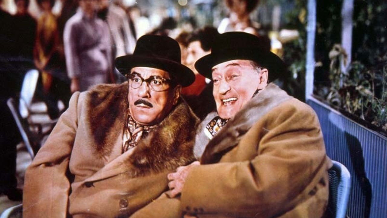 Backdrop for Totò, Peppino and... the Sweet Life