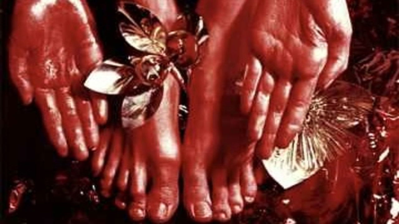 Backdrop for L'enfant qui a pissé des paillettes