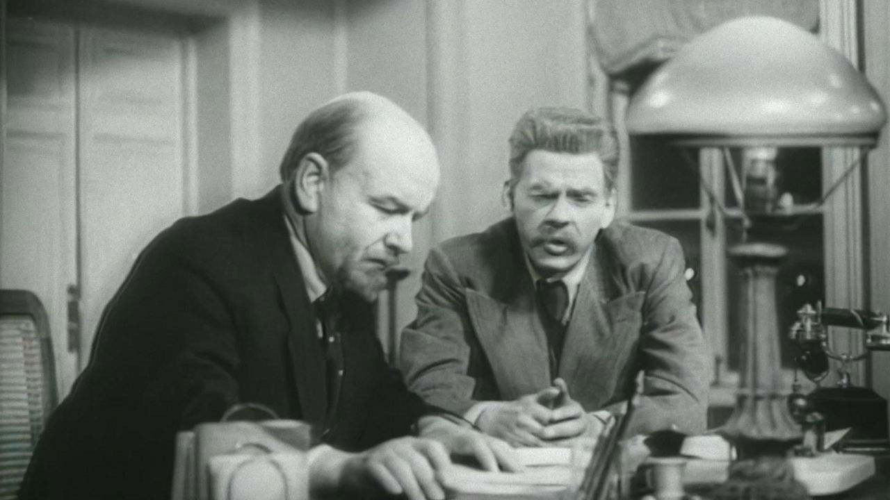 Backdrop for Lenin in 1918