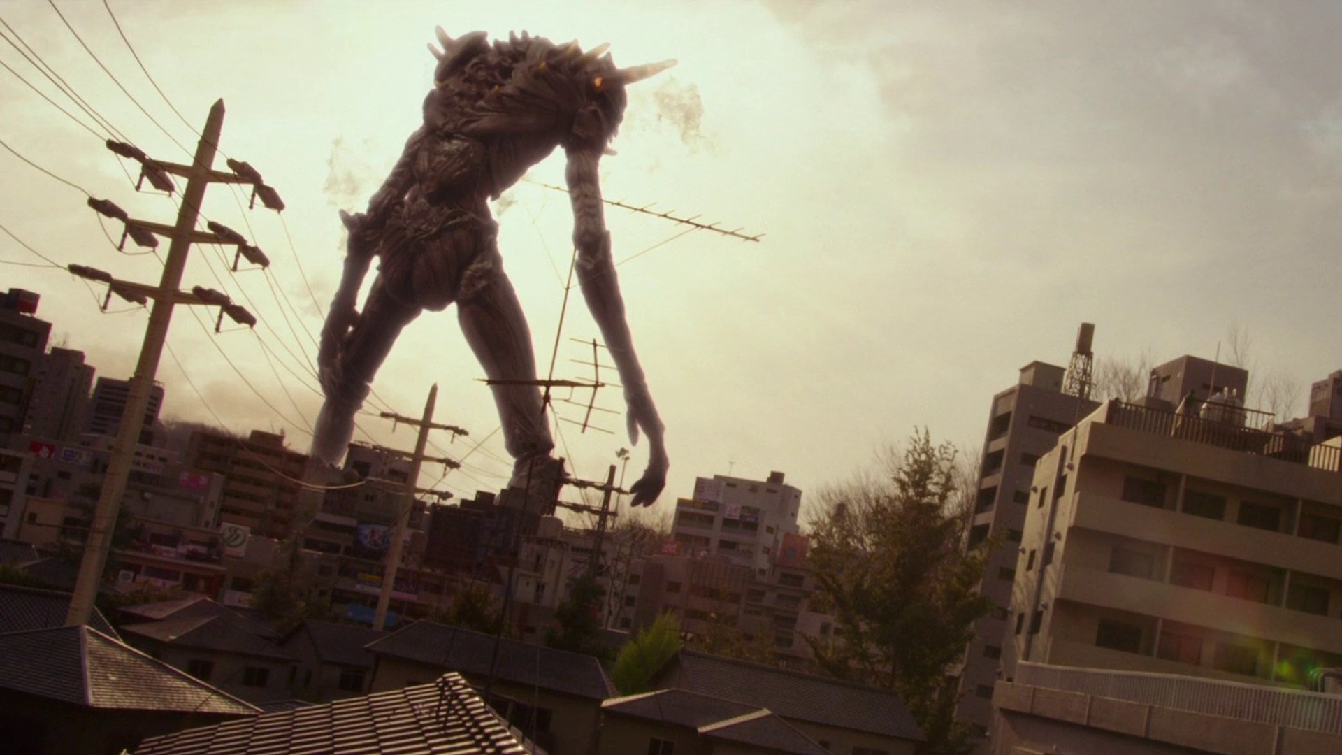 Backdrop for Giant God Warrior Appears in Tokyo