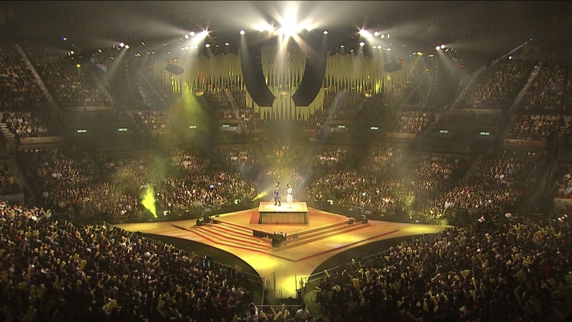 Backdrop for Alan Tam & Hacken Lee Live 2009