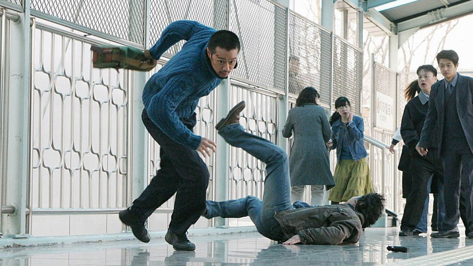 Backdrop for Les Formidables