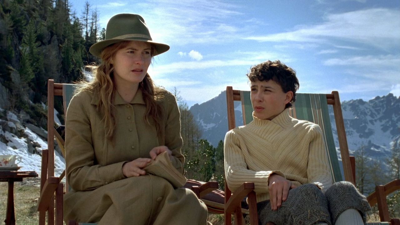 Backdrop for The Counterfeiters