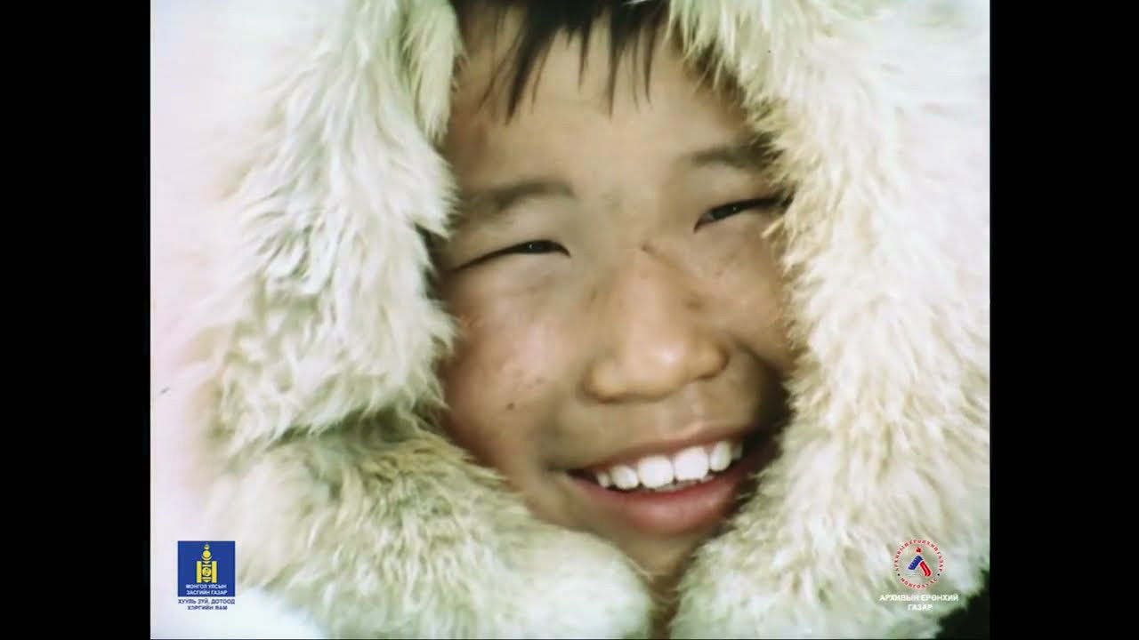 Backdrop for Traces of an Existence