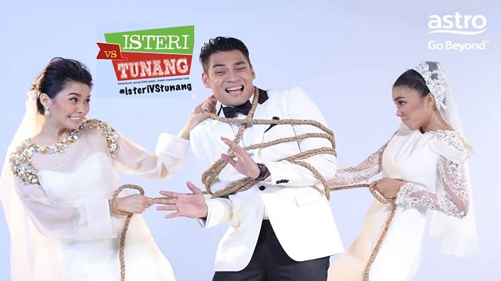 Backdrop for Isteri vs Tunang