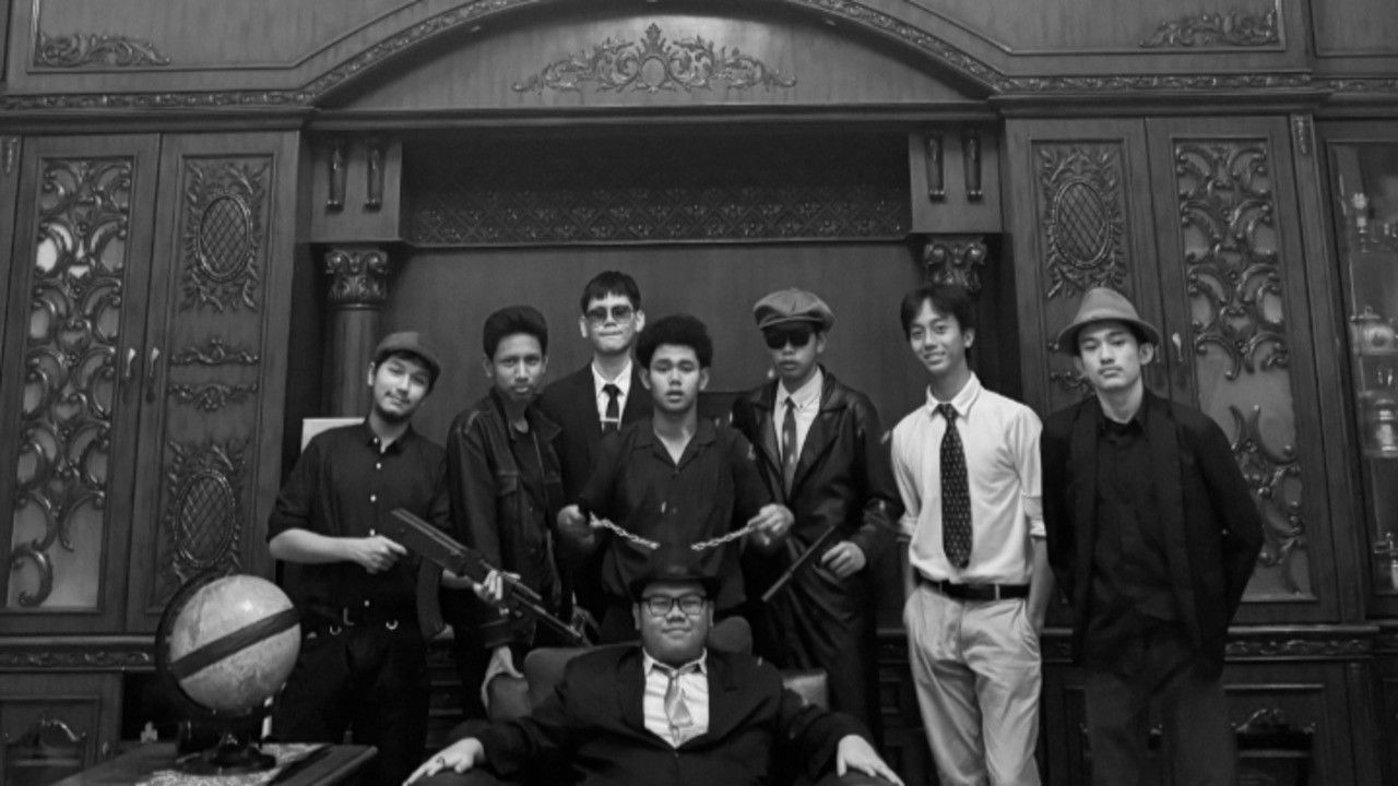 Backdrop for The Traitor