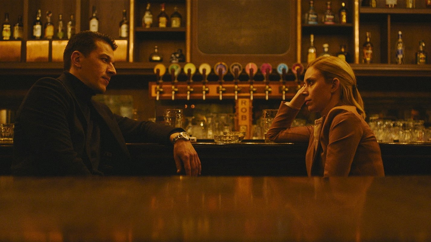 Backdrop for 12 Reči