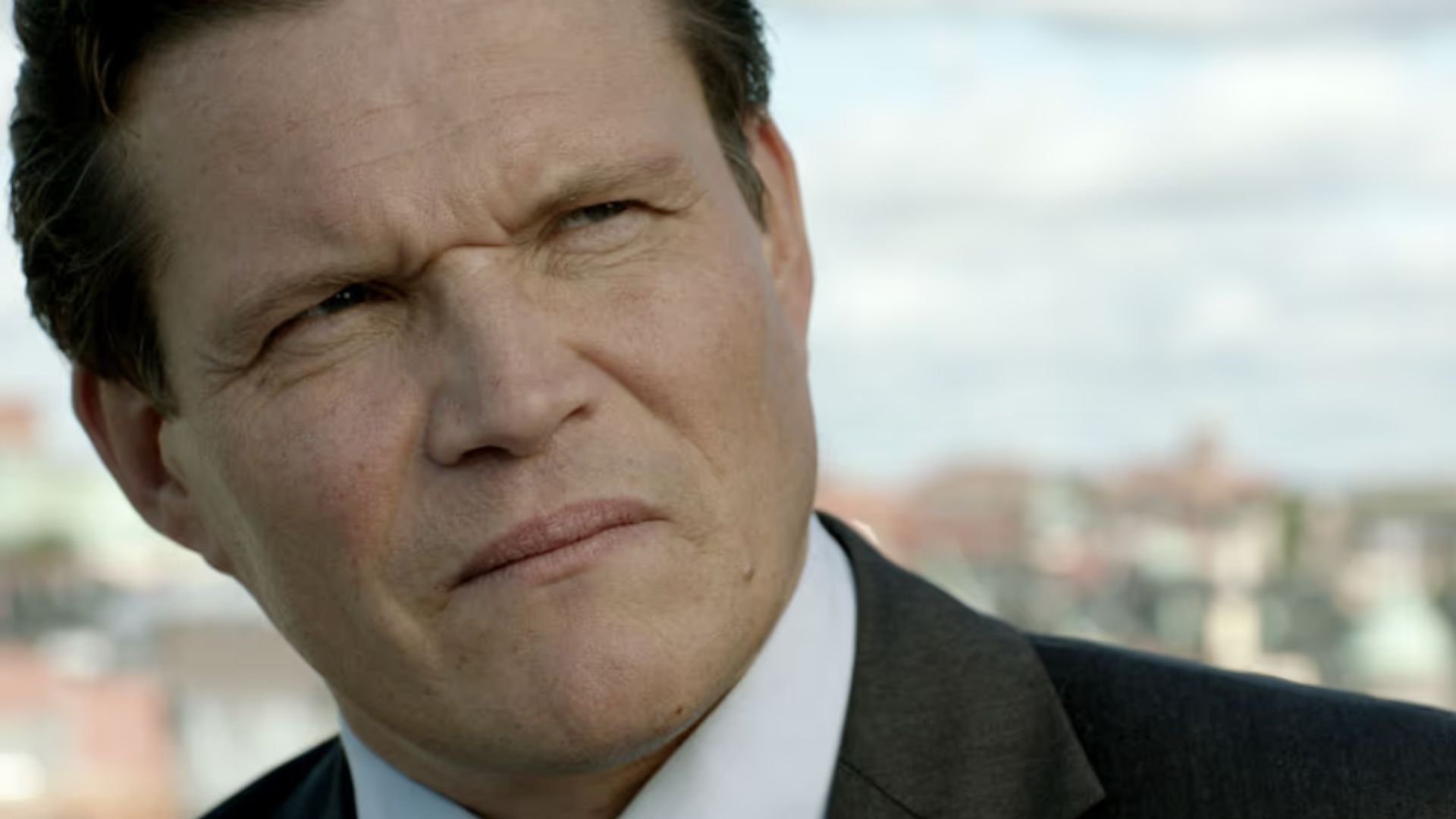 Backdrop for Inkognito