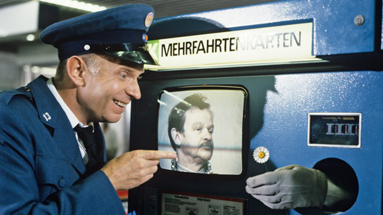 Backdrop for Der Andro-Jäger