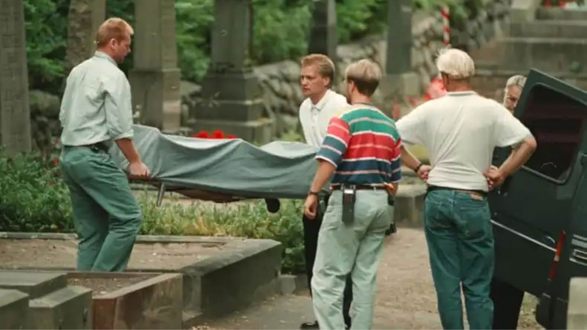 Backdrop for Sommarmord