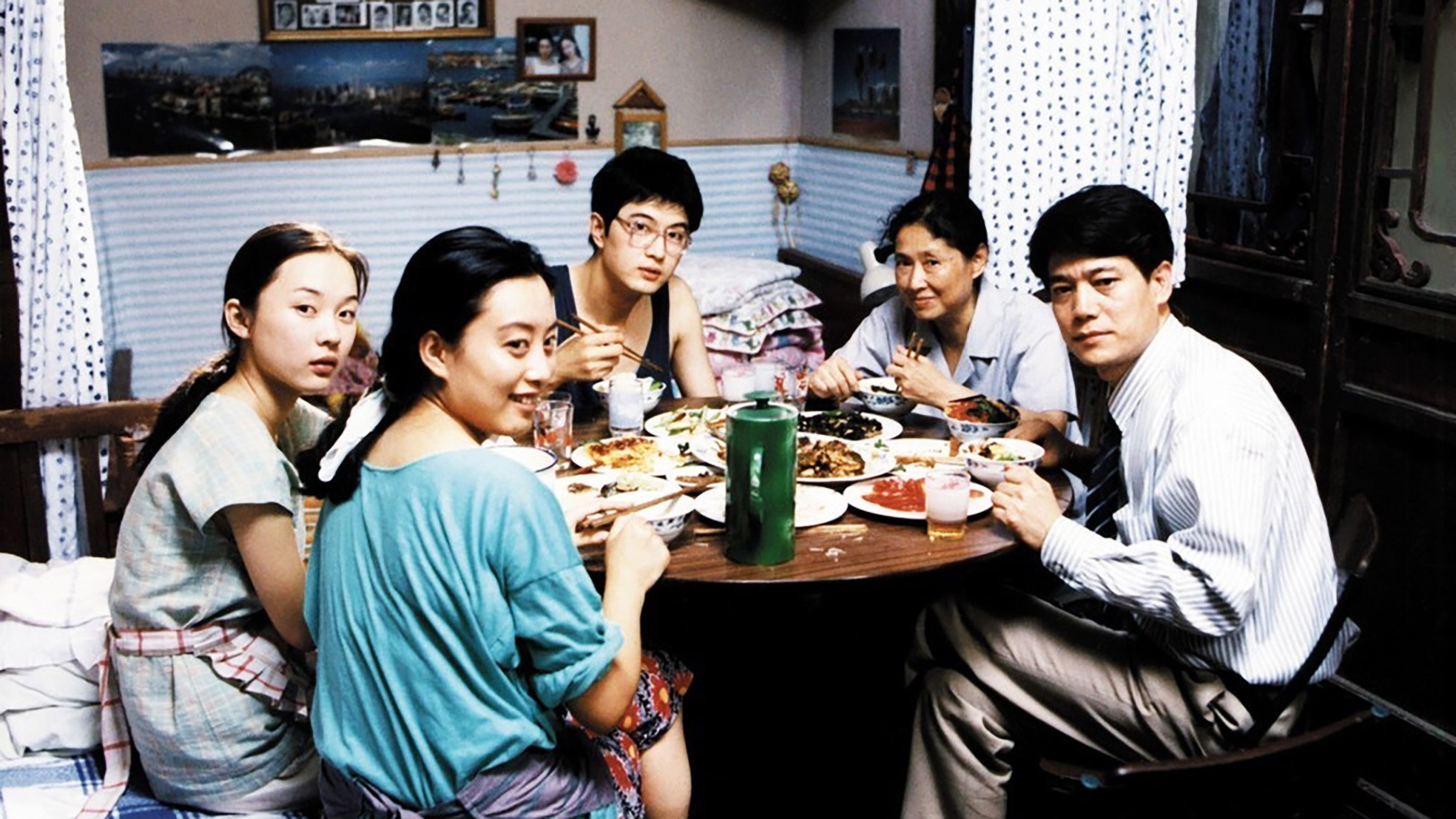 Backdrop for The Happy Life of Talkative Zhang Damin