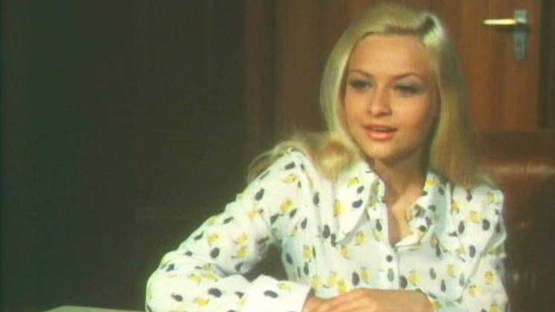 Backdrop for I Like The Girls Who Do