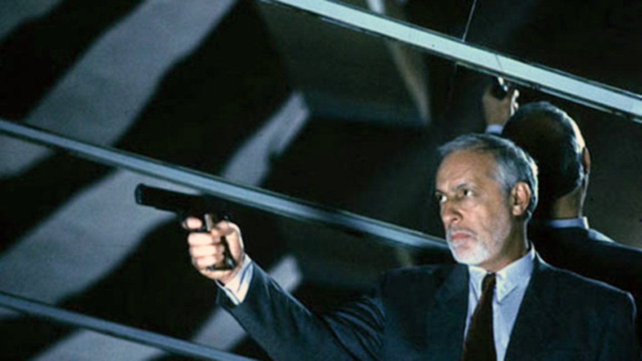 Backdrop for Ennemis intimes