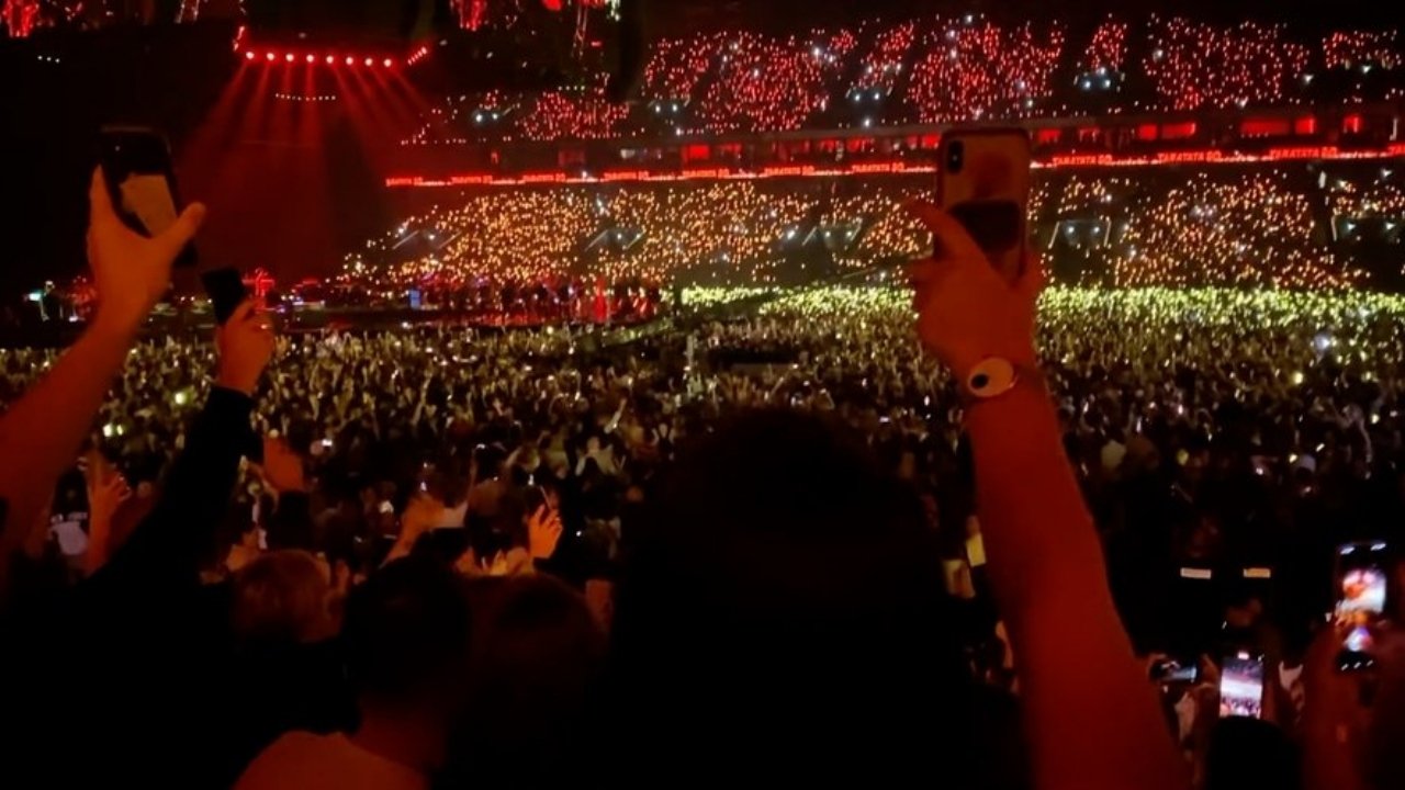 Backdrop for Taratata fète ses 30 ans