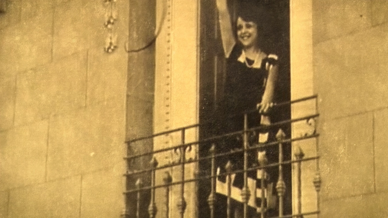 Backdrop for Frivolinas