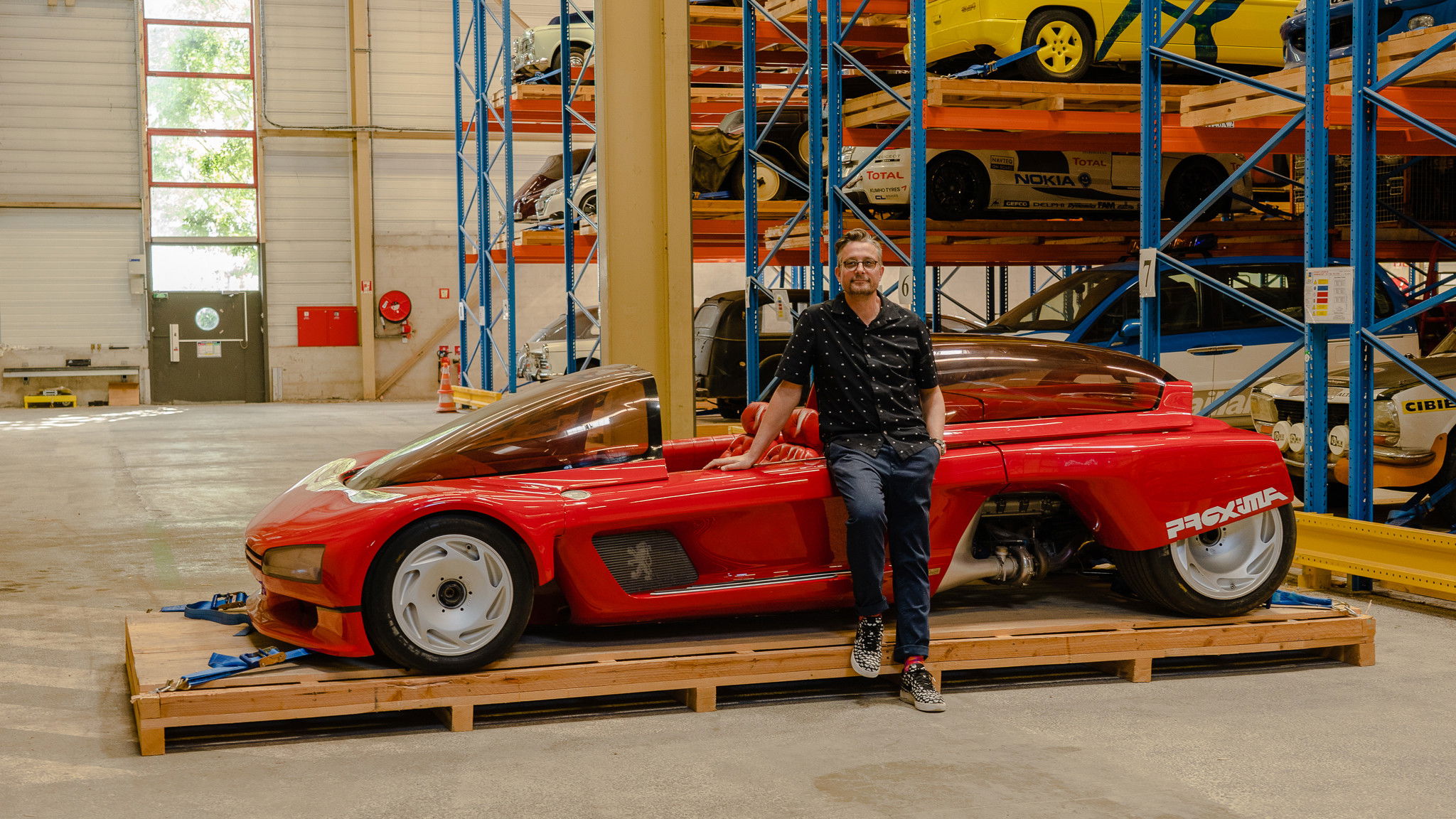 Backdrop for Les Grandes Heures de l'automobile : Peugeot