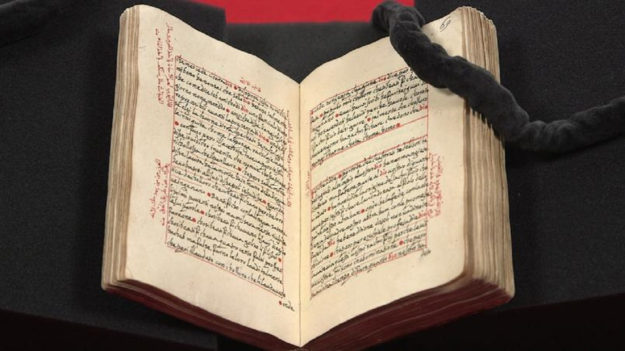 Backdrop for Les Révélations de l'évangile de Barnabé