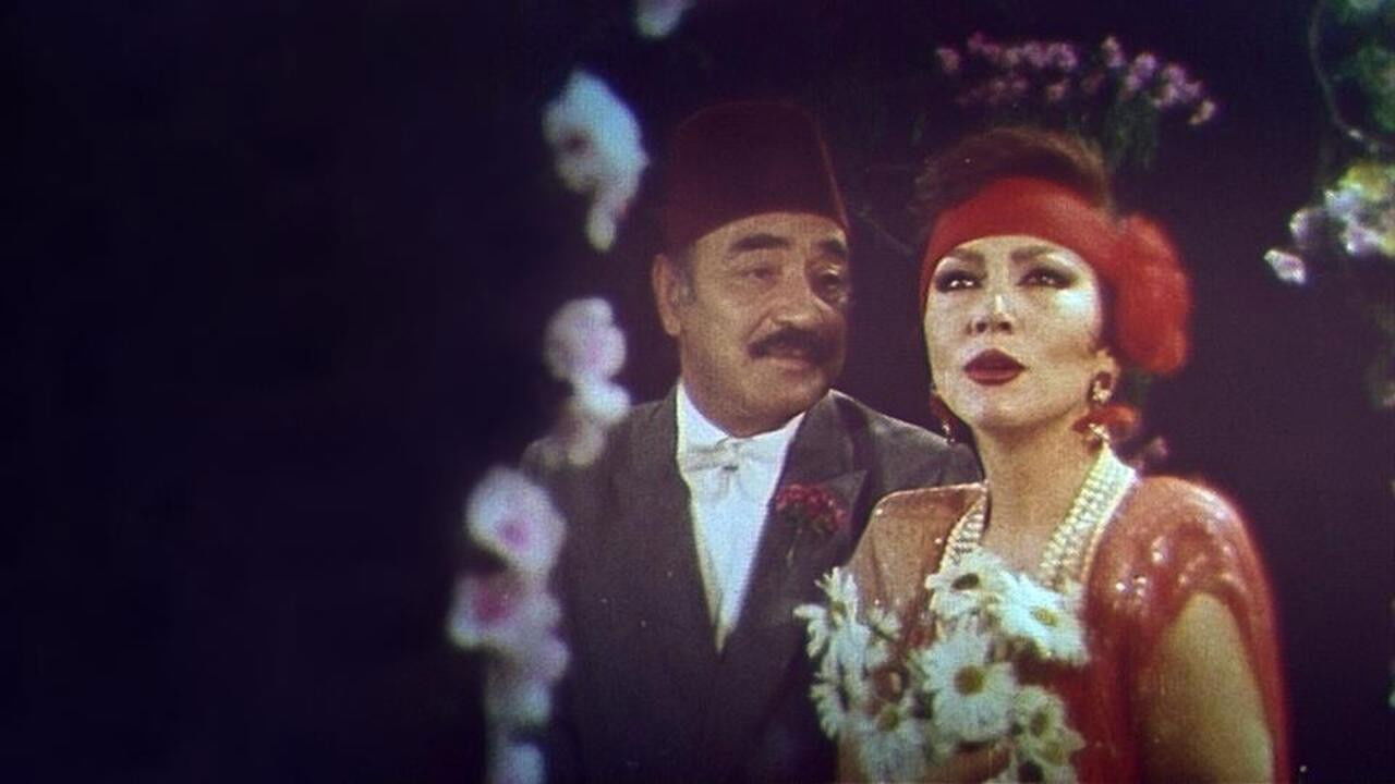 Backdrop for Geçmiş Zaman Olur Ki