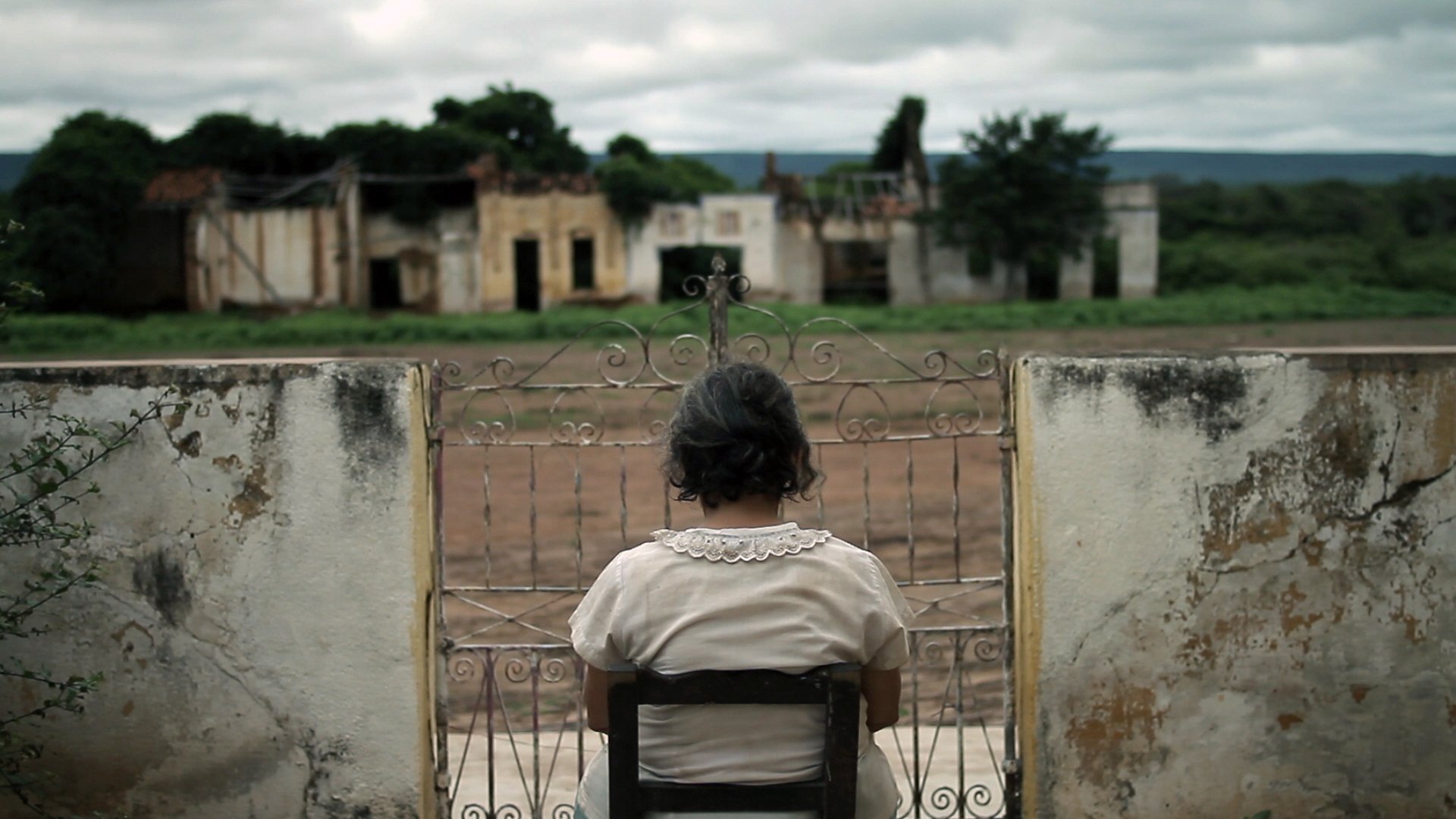 Backdrop for Mother and Daughter