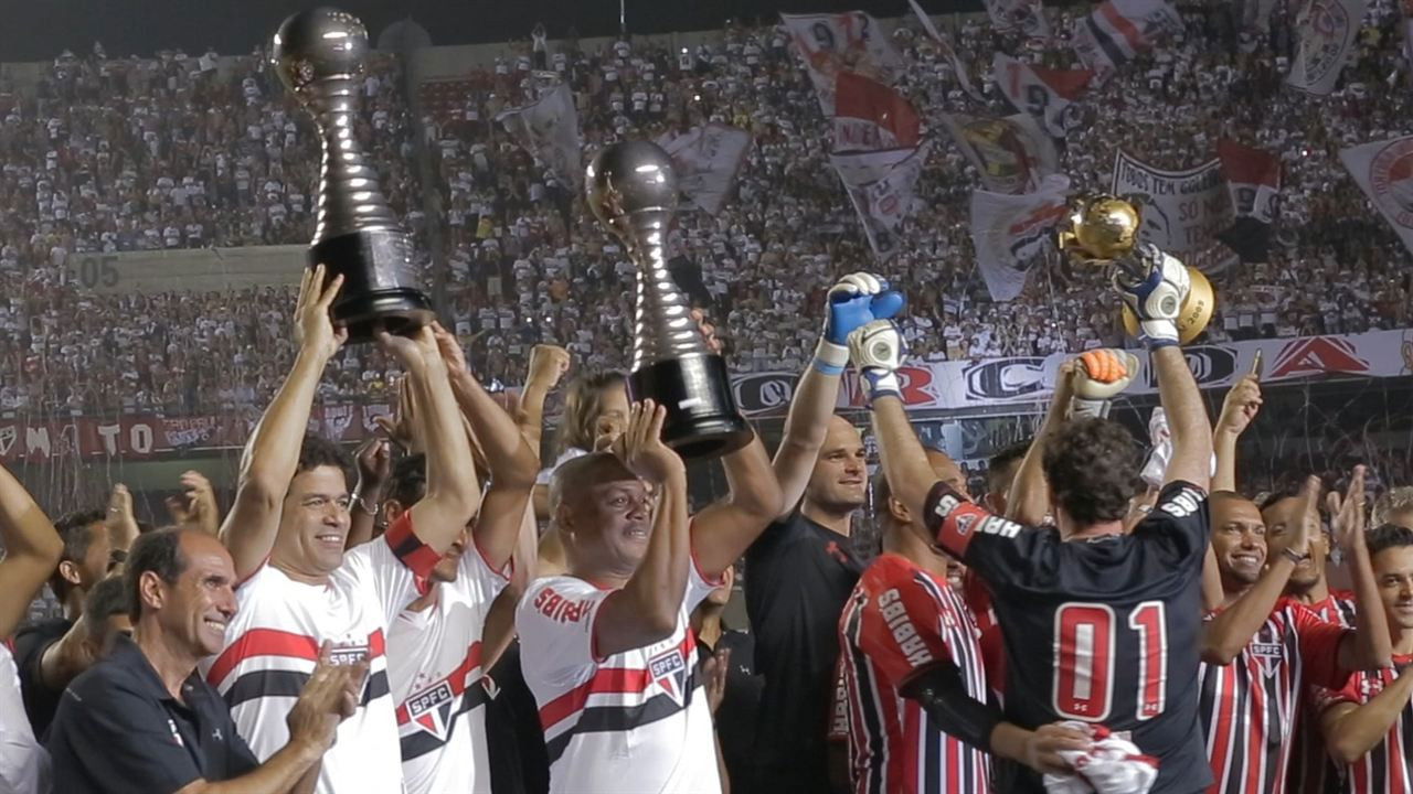Backdrop for Onde a Moeda Cai em Pé: A História do São Paulo Futebol Clube