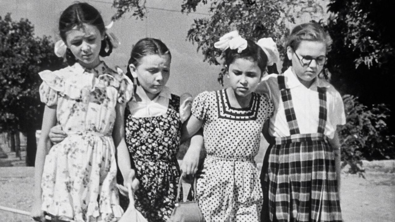 Backdrop for The Girl and the Crocodile