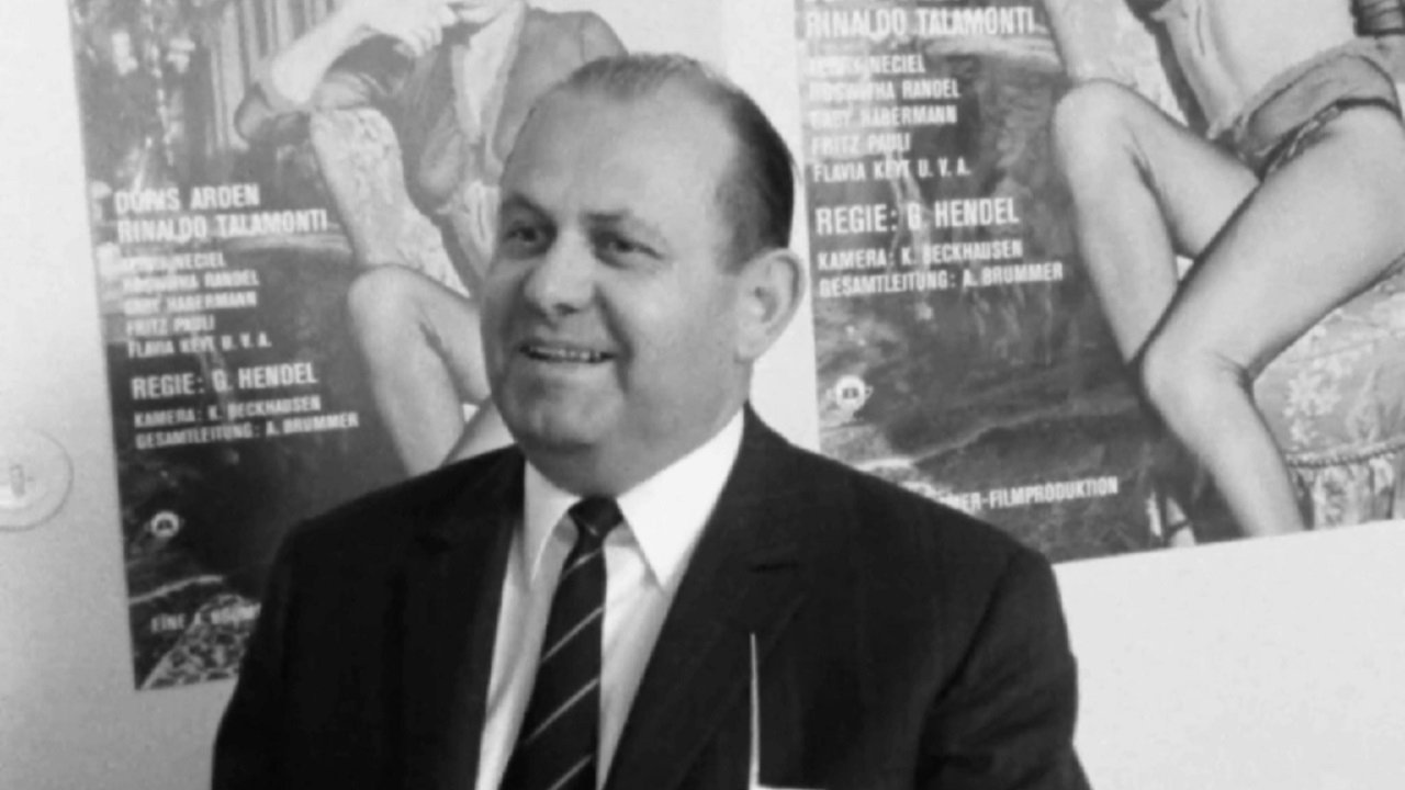 Backdrop for Sex-Business: Made in Pasing