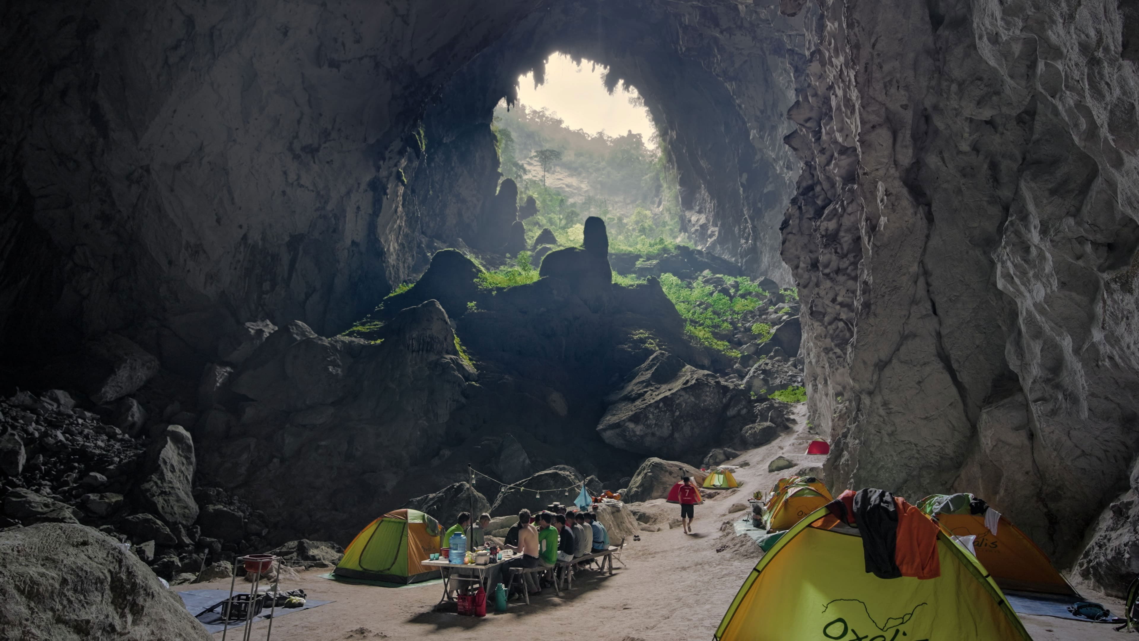 Backdrop for A Crack in the Mountain