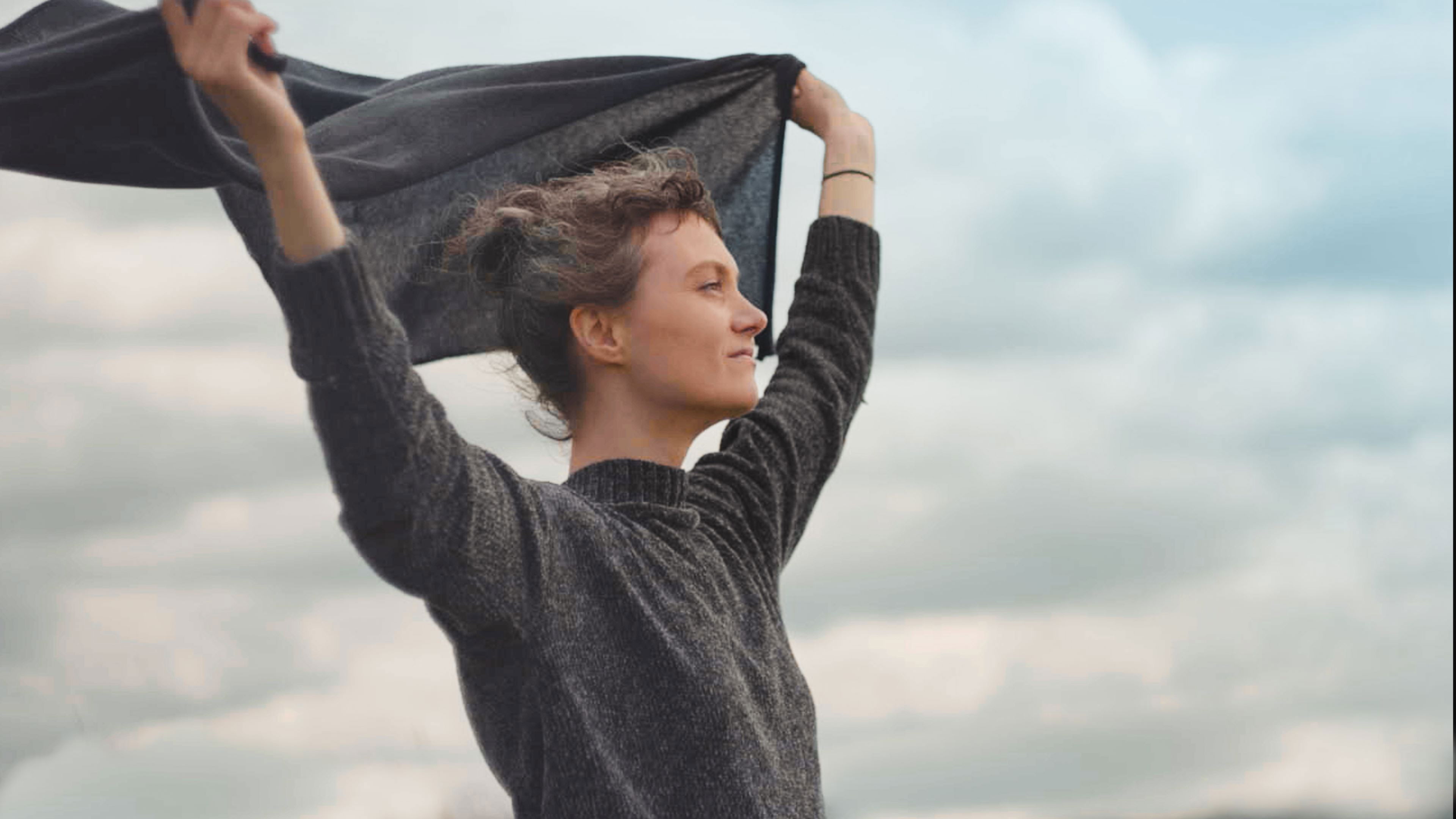 Backdrop for Et si tu m’entends