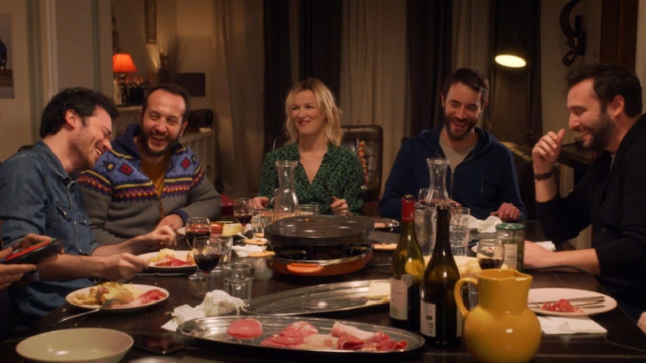 Backdrop for Derrière la porte