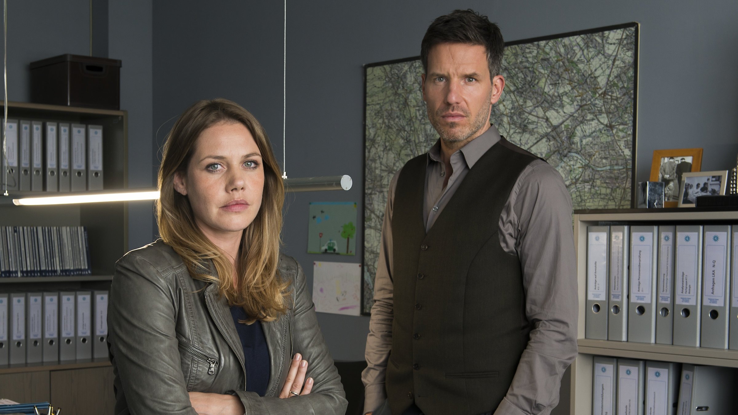 Backdrop for Die Lebenden und die Toten