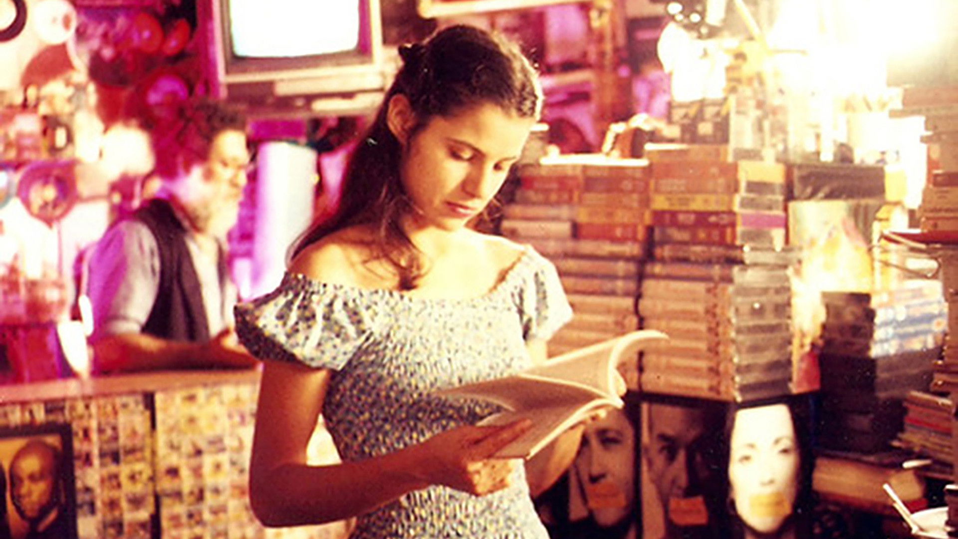 Backdrop for Macabéia