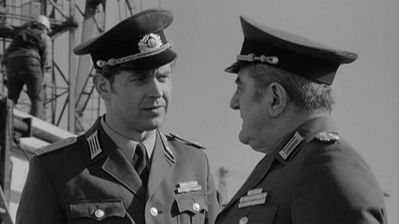 Backdrop for Der Leutnant vom Schwanenkietz