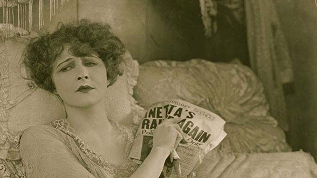 Backdrop for Inez from Hollywood