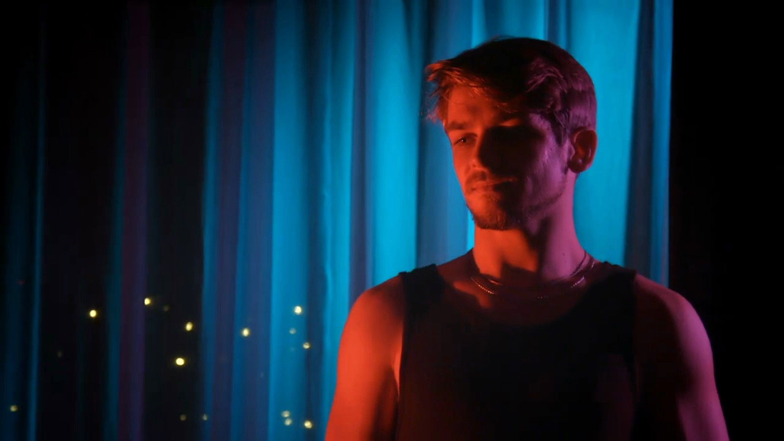 Backdrop for Night Kiss