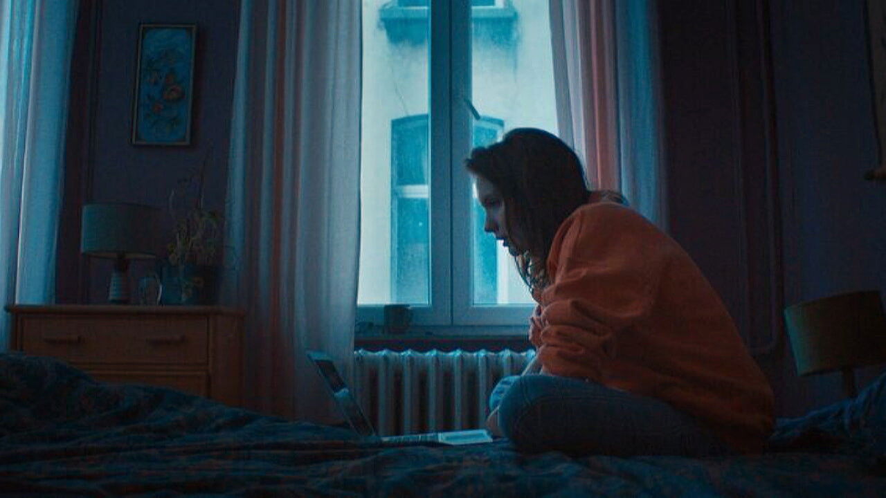 Backdrop for La Maison