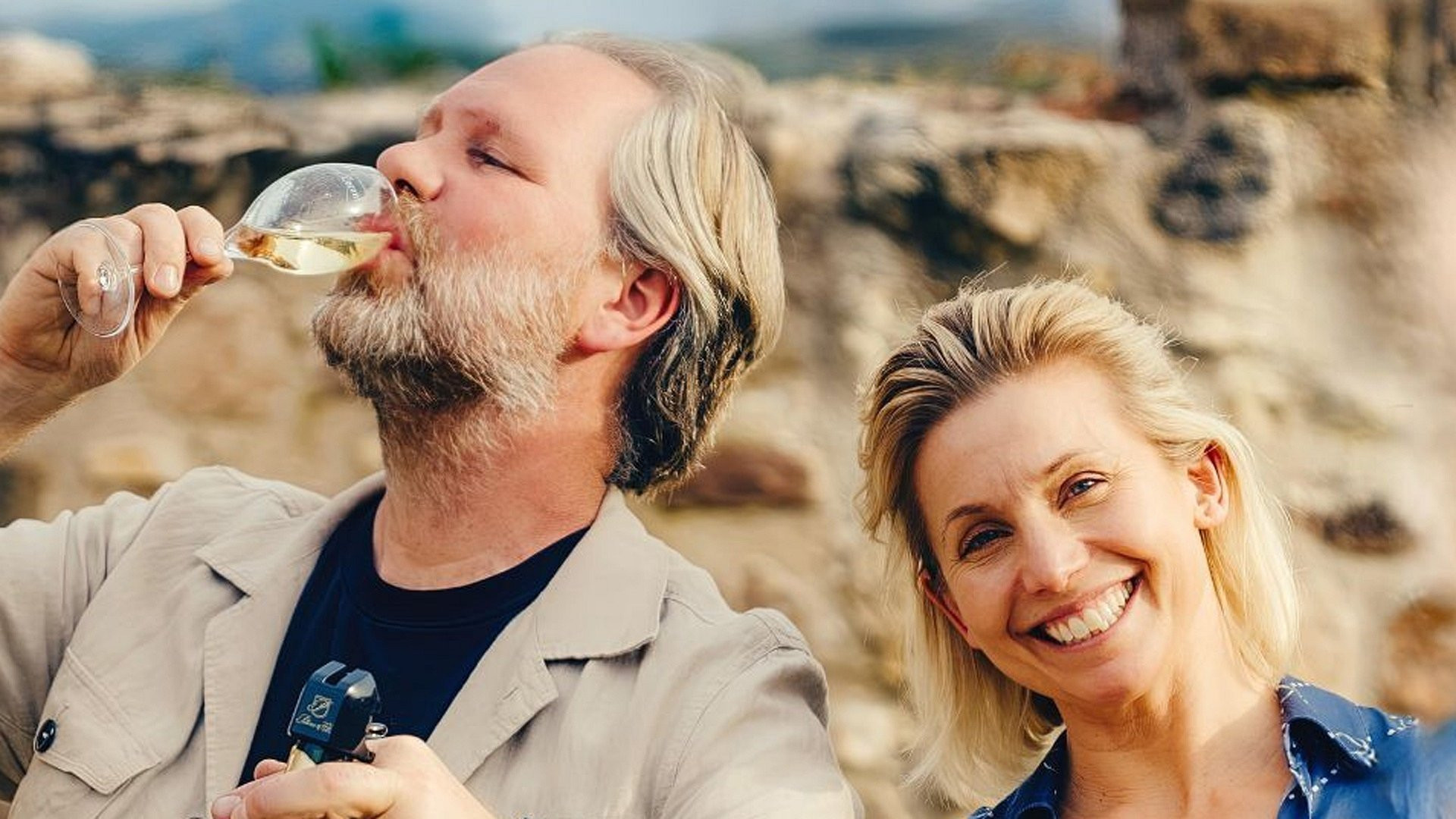 Backdrop for En bit på vägen med Tina och Fredrik