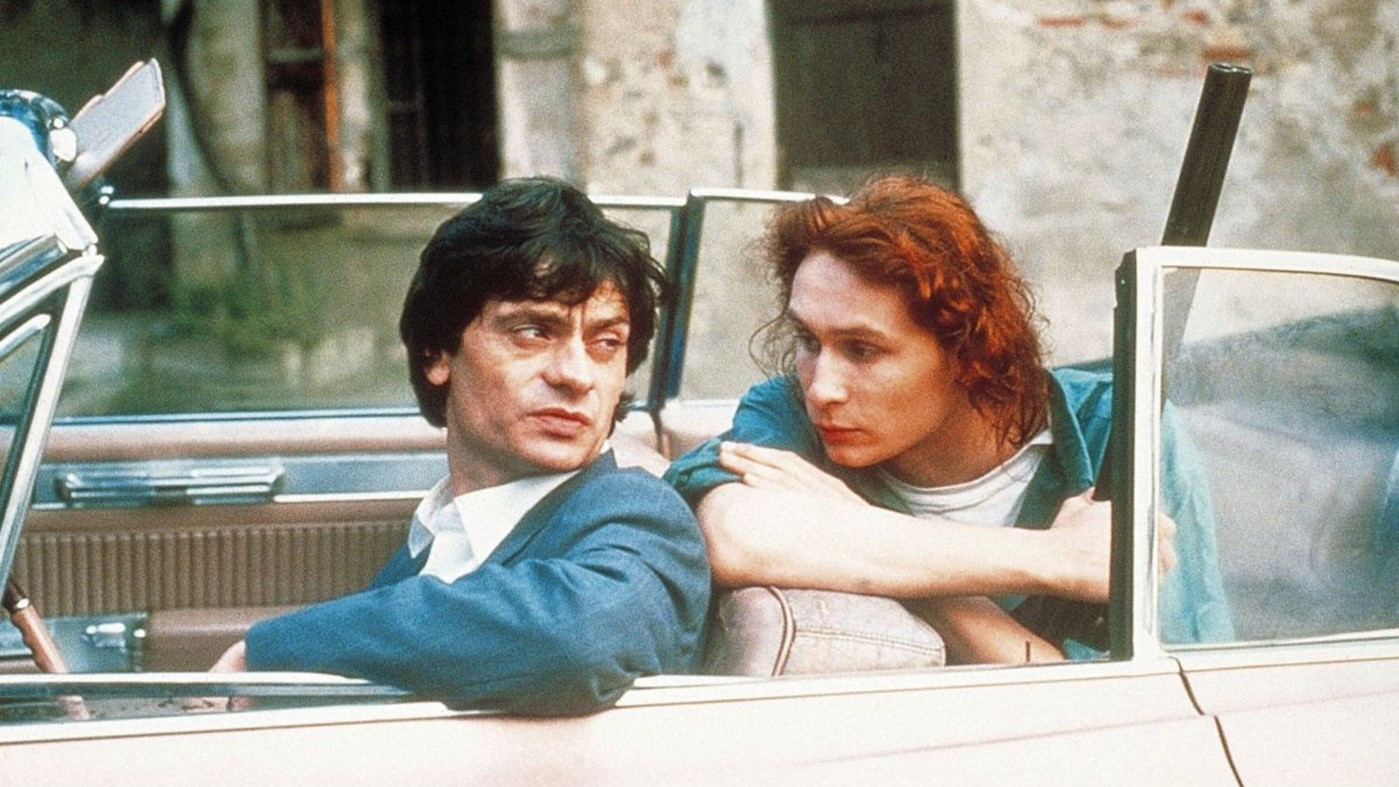 Backdrop for La fine della notte