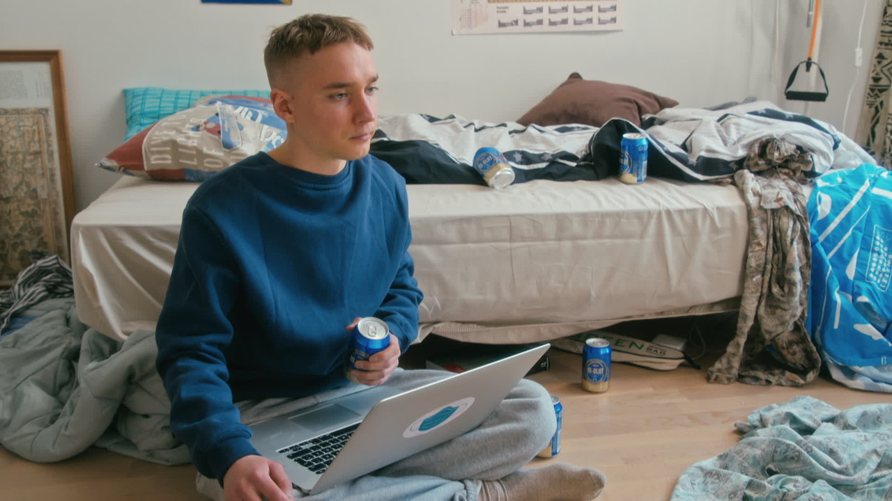 Backdrop for Justimus esittää: Vertin villi opiskelijavuosi