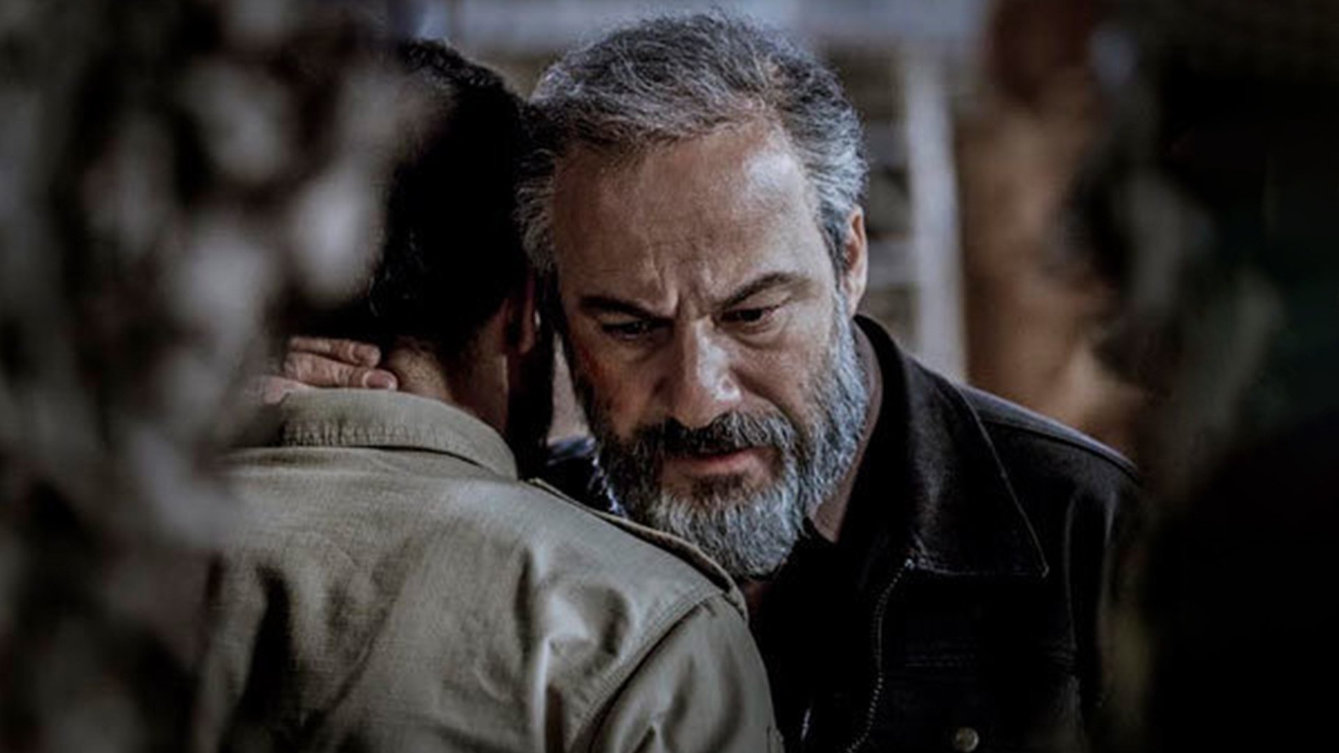 Backdrop for Watching This Movie Is a Crime!