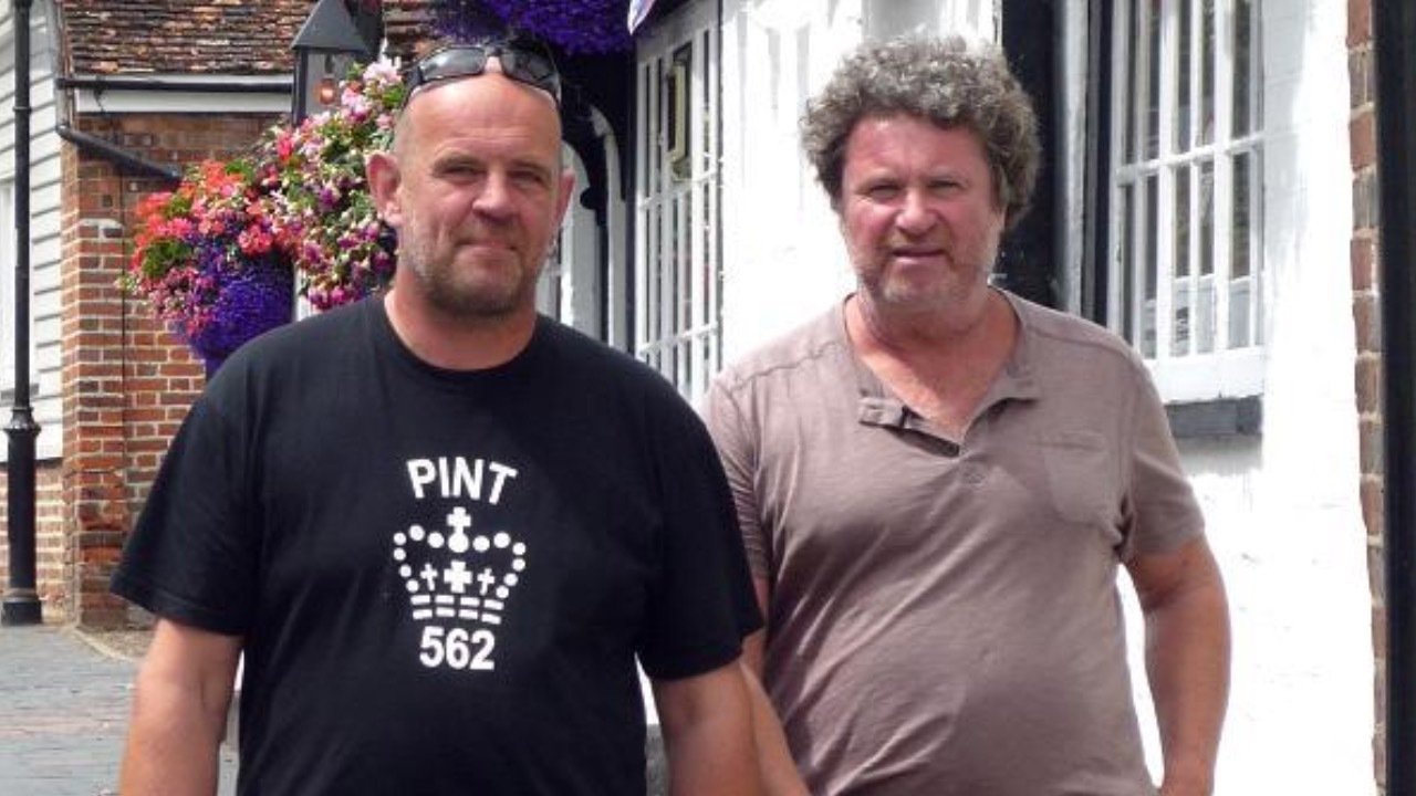 Backdrop for Rory McGrath's Pub Dig