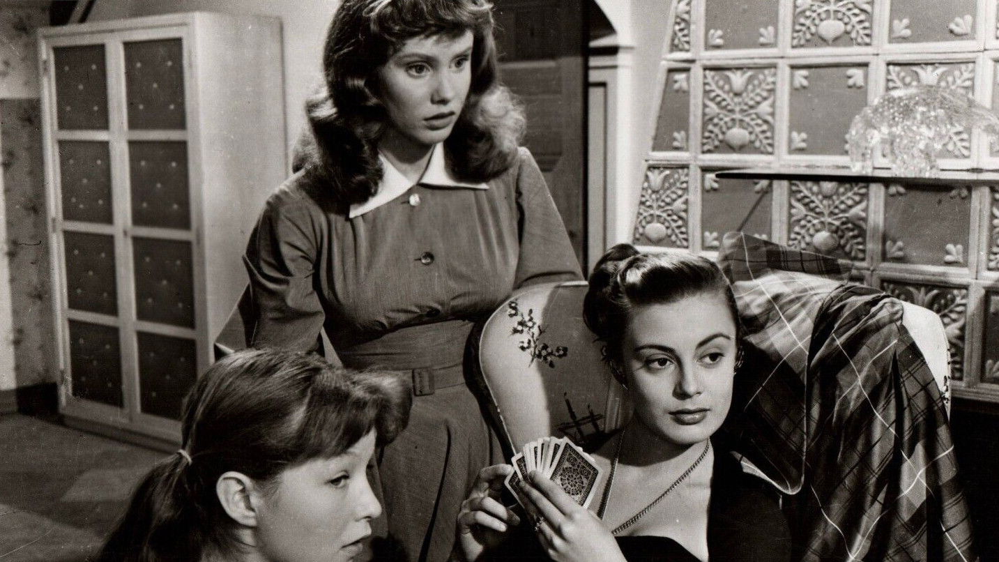 Backdrop for Luxury Girls