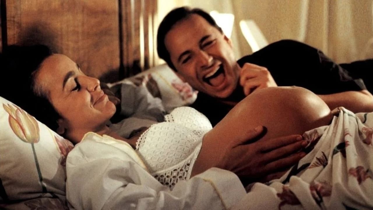 Backdrop for Neuf mois