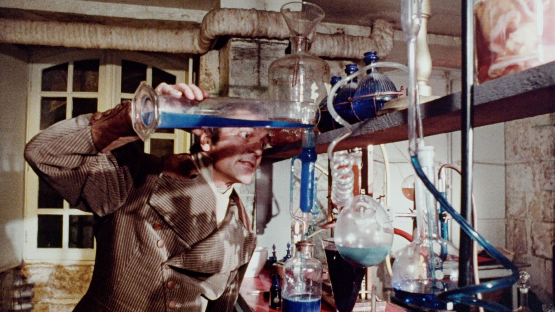 Backdrop for The Invisible Man's Love Life