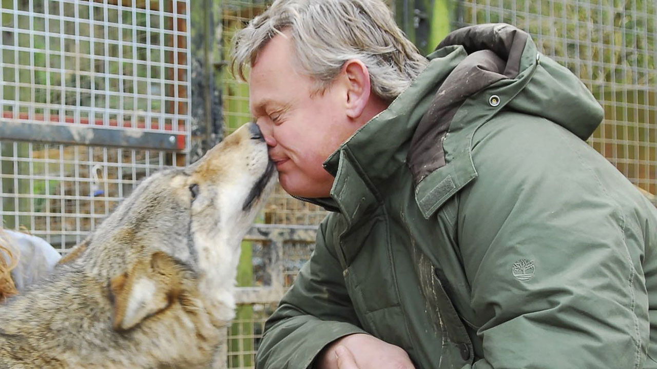 Backdrop for Martin Clunes: My Travels and Other Animals