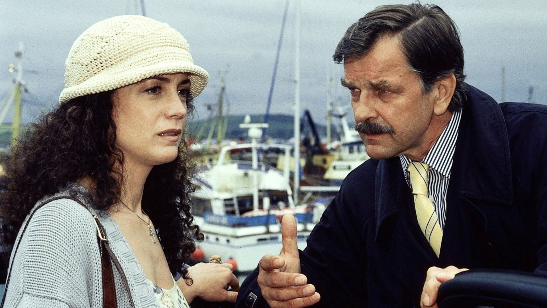 Backdrop for Rosamunde Pilcher: Der lange Weg zum Glück