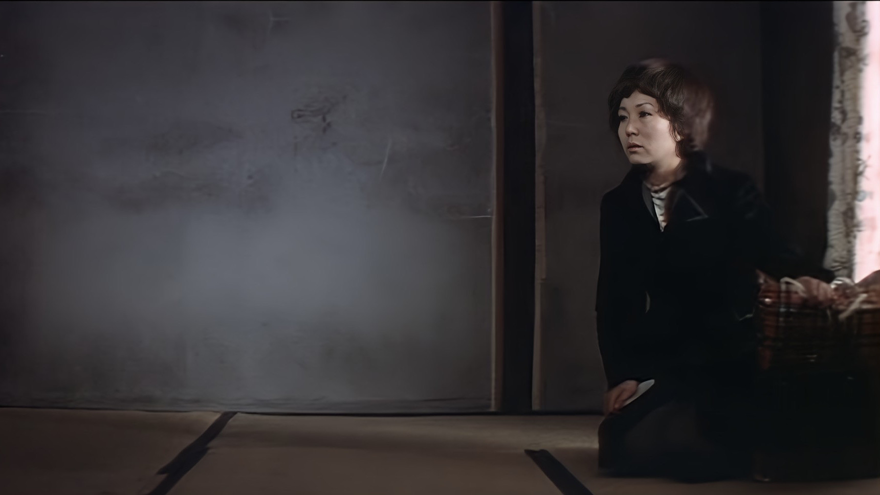 Backdrop for Damp Bank Notes