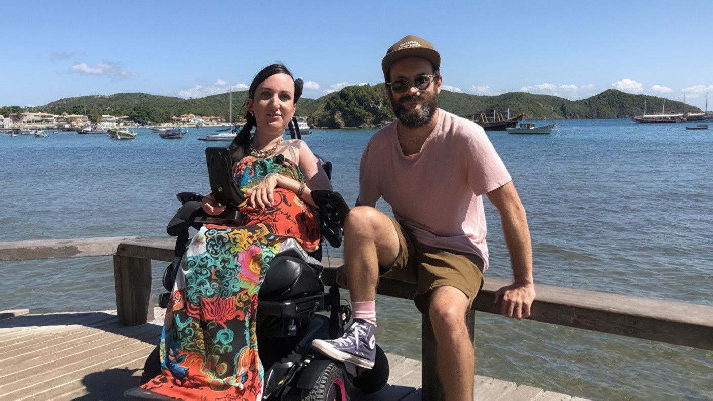 Backdrop for Lucie : mission Brésil