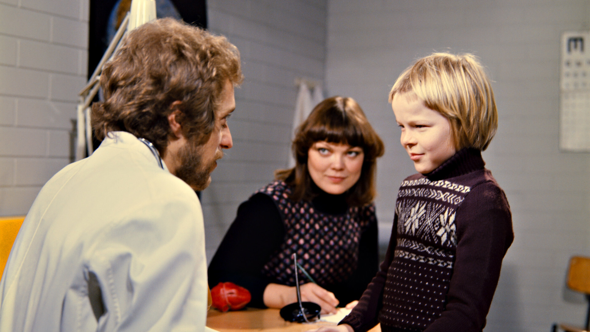 Backdrop for Villahousupakko