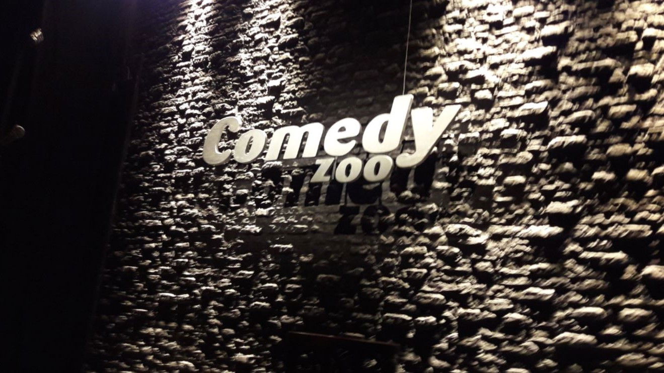 Backdrop for Ikke for Sjov