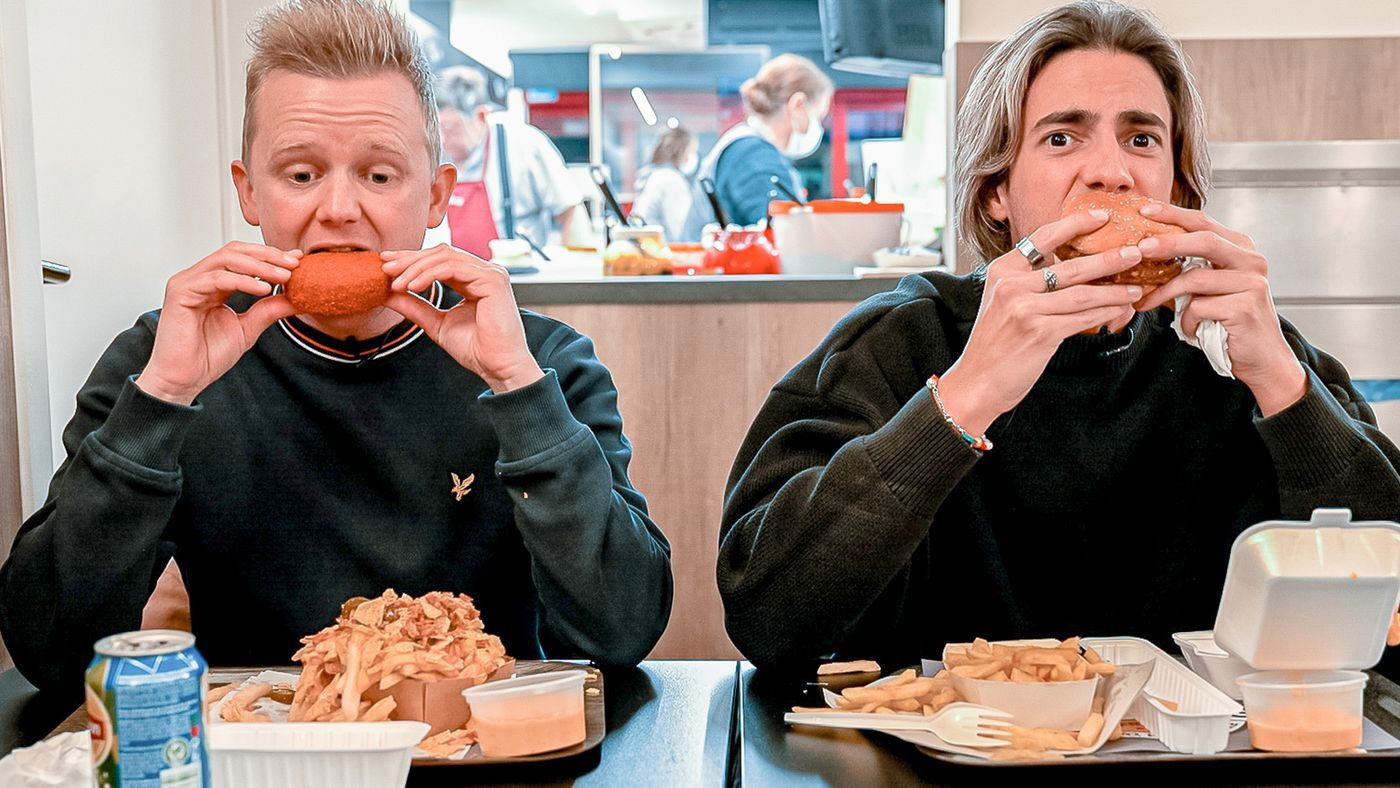 Backdrop for Meet & Friet